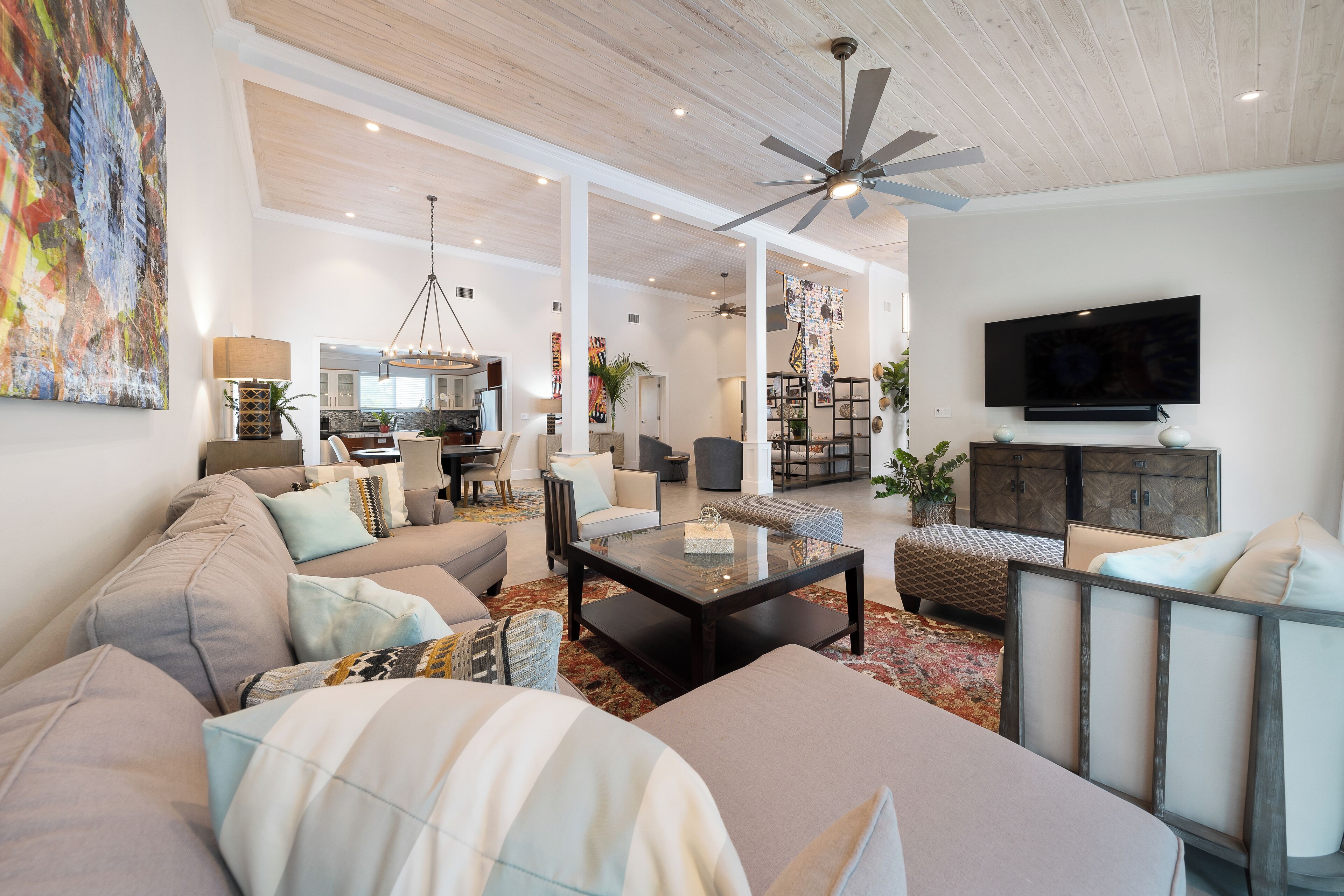 Luxury House, 4 Bedrooms, Patio, Poolside | Living area | 50-inch Smart TV with cable channels