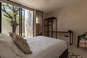 3 soverom, skrivebord, strykejern/-brett og wi-fi (inkludert)