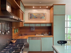 Fridge, microwave, stovetop, dishwasher - City and Airport (Bergamo)