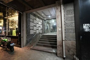 Exterior detail - Seaview Condo in Saba Pasha - SP06 (ستانلى)