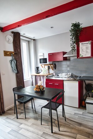 Dining - Arrière-cour Ducs de Bretagne (Saint-Brieuc)