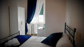 Comfort Single Room | Desk, free WiFi