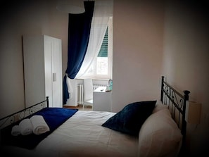 Comfort Single Room | Desk, free WiFi - Locanda VEVE' (Aulla)