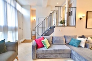 TV - Fulham Townhouse, 2 Baths, Parking, Breakfast (London)