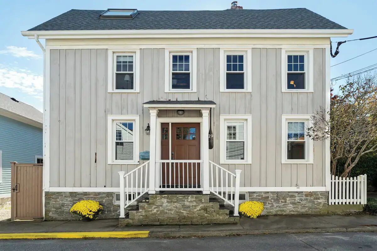 Garden Apt. in Stonington Borough