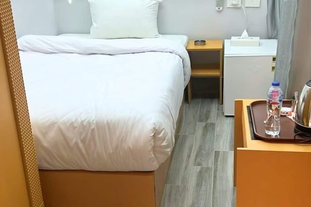 Minibar, lydisolert, wi-fi (inkludert) og individuelt dekorert