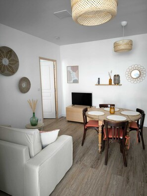 تلفزيون ذكي، كُتُب