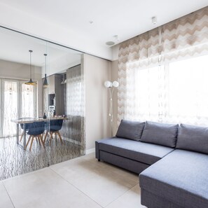Apartment | 3 bedrooms - Malta Modern and Lovely Flat With Parking (Naples)