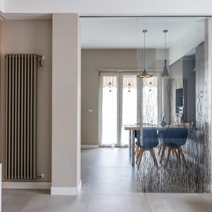 Apartment | 3 bedrooms - Malta Modern and Lovely Flat With Parking (Naples)
