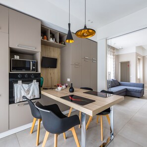Apartment | 3 bedrooms - Malta Modern and Lovely Flat With Parking (Naples)