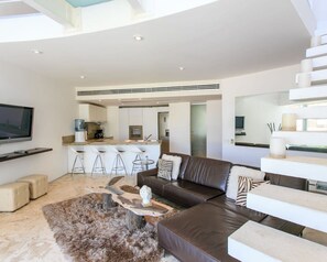 Comfort-Apartment, 1 Schlafzimmer, Balkon | Wohnbereich
