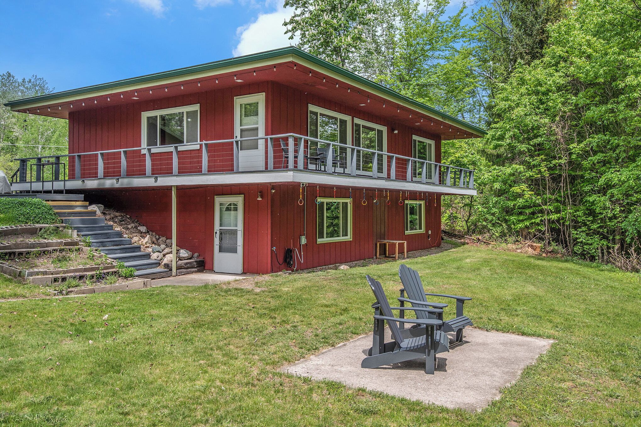Creek Cottage - Outdoor Family Fun! Boyne City!