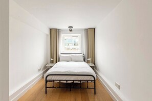 2 Schlafzimmer, Bügeleisen/Bügelbrett, WLAN