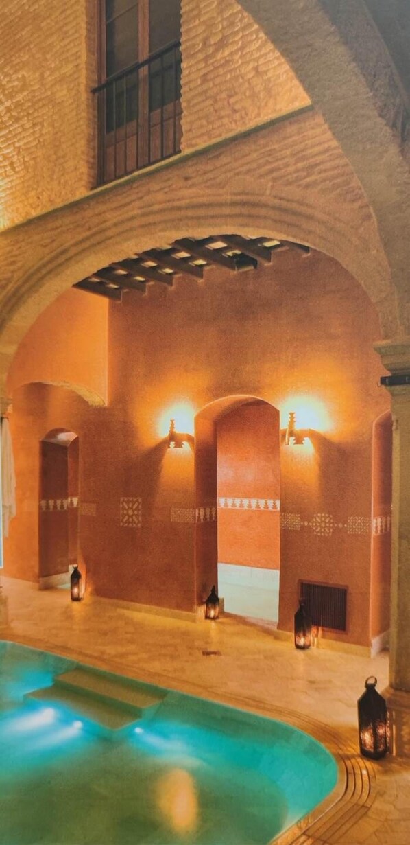 Pool - Palacio el Duende- Old Town- Pkg gratis- deluxe Apartment Sevillana (Jerez de la Frontera)