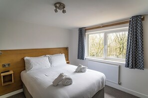 9 soverom, strykejern/-brett, wi-fi og sengetøy