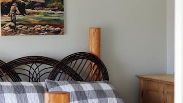 Chambre triple, Plusieurs lits | Literie fournie