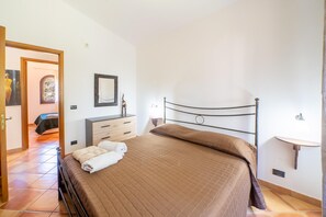 3 bedrooms, free WiFi, bed sheets