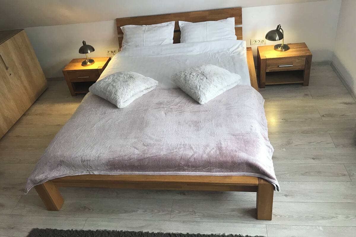 Appartement romantique | 1 chambre, système d’insonorisation, fer et planche à repasser