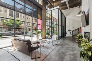 Sala de estar en el lobby