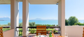 Ferrari 13 Apartment by Wonderful Italy