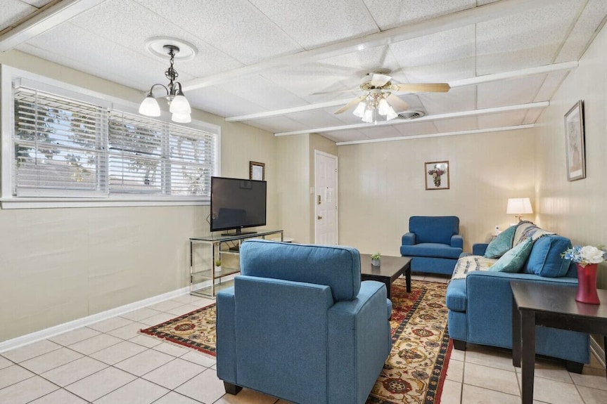 Nola (3bd) Safe Hub! - Kenner, LA