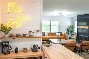 Interior - New! Insane Golf Retreat & Simulator - Bogey Bunks (Southern Pines)