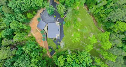 North Georgia Escape