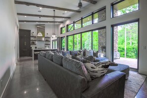 Smart TV, fireplace, books