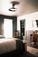 Blackout drapes, free WiFi, bed sheets