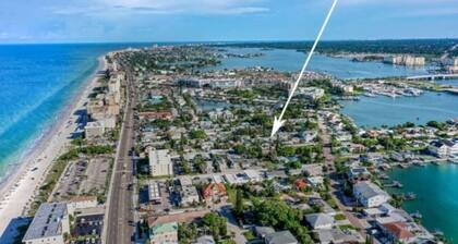 Madeira Beach Park Shore Suite 4