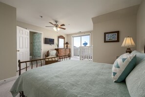 5 bedrooms, iron/ironing board, free WiFi, bed sheets - Beautiful Townhouse @67th, 2 Pools, FREE Linens/Towels, Grill, Baby Crib too! (Ocean City)