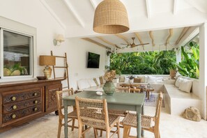Dining - Walk to the beach! Gated complex in Playa Bonita (Las Terrenas)