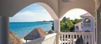 Umaya Resort & Adventures Two Bedroom Penthouse Ocean View