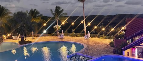 Utomhuspool