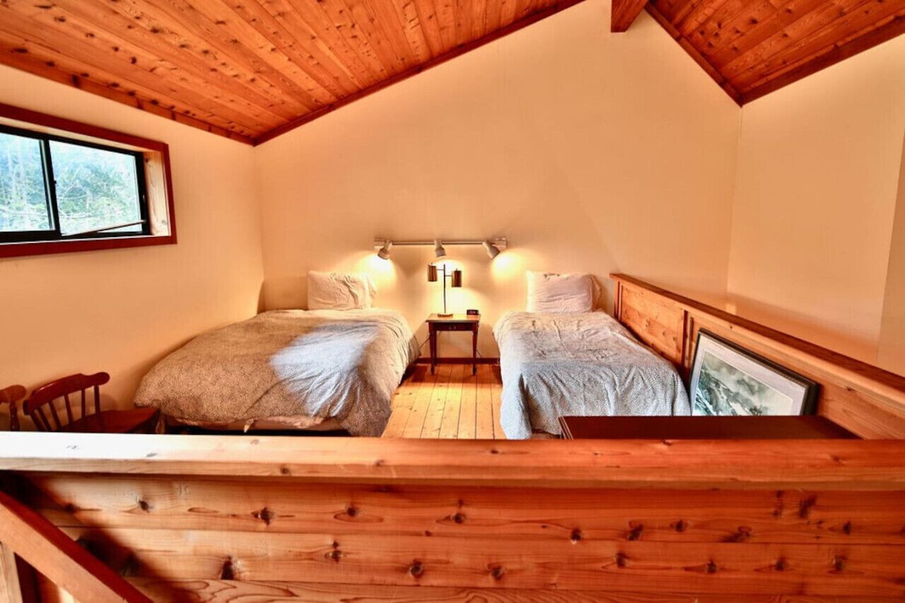 1 soverom, skrivebord og wi-fi