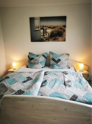 3 bedrooms, iron/ironing board, travel cot, free WiFi - Ferienwohnung Seeromantik im Ortskern mit Kamin. Für Familien. Hundefreundlich (Amelinghausen)