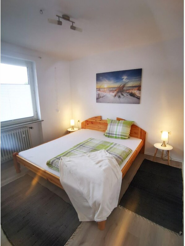 3 chambres, fer et planche à repasser, lit parapluie, Wi-Fi gratuit