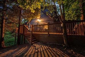 Exterior - Cabin Near PF, Hot Tub & View | Free Tickets🌄♨️🏡 (Pigeon Forge)