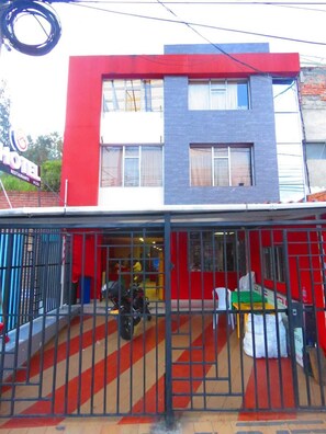 Front of property - Hotel Flores La Frontera (Ipiales)