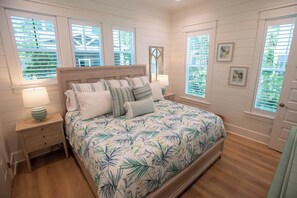 3 soverom, reiseseng for barn, wi-fi og sengetøy