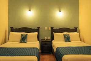 Family Quadruple Room | Down comforters, iron/ironing board, free WiFi, bed sheets - VOE HOTEL (San Cristóbal de las Casas)