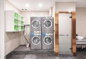 Interior - HanTing Premium Hotel (Shanghai Pudong Airport Chenyang Road) (Shanghai)