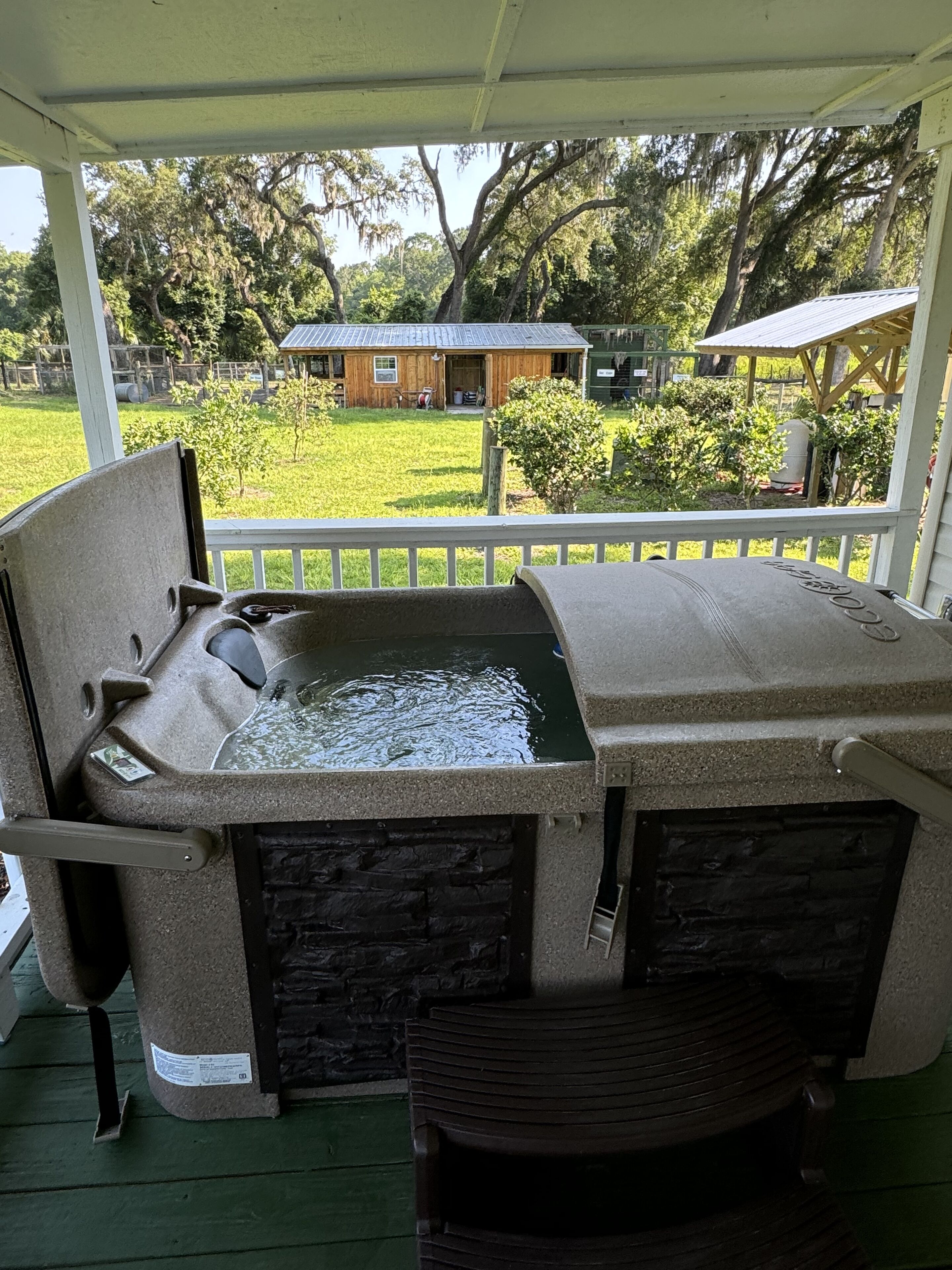 Bain à remous extérieur