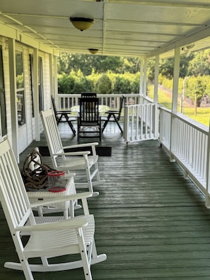 Terrace/patio - Private Farm With Beach (Pierson)