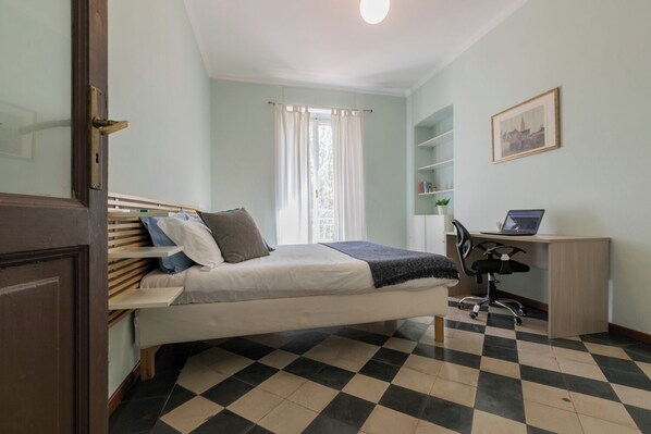 Apartment | 2 bedrooms, laptop workspace, iron/ironing board, cots/infant beds