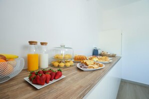 Desayuno bufé gratuito y diario