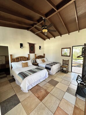 Wifi gratis y ropa de cama