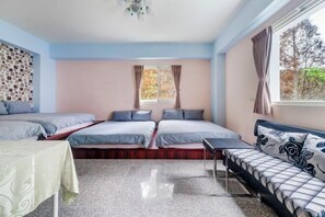 Room - Sun Moon Tong Dance (Nantou)
