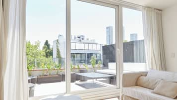 Duplex (304) | Living area | Smart TV