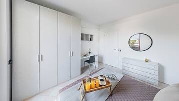 Apartment | 2 bedrooms, iron/ironing board, free WiFi